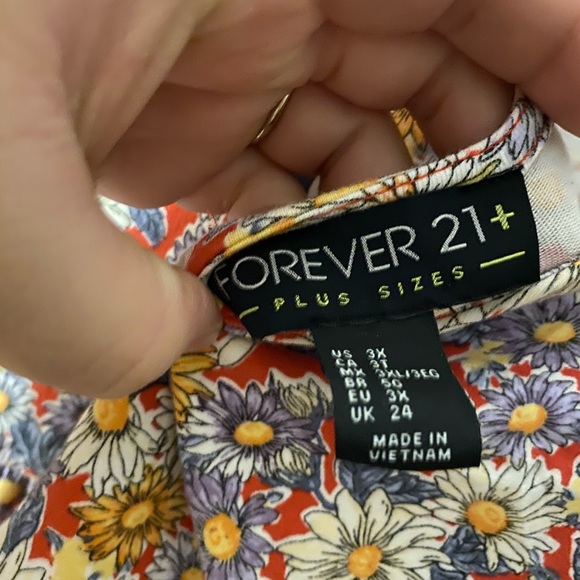Plus Size Forever21+ Floral Skater Dress - Picture 3 of 3